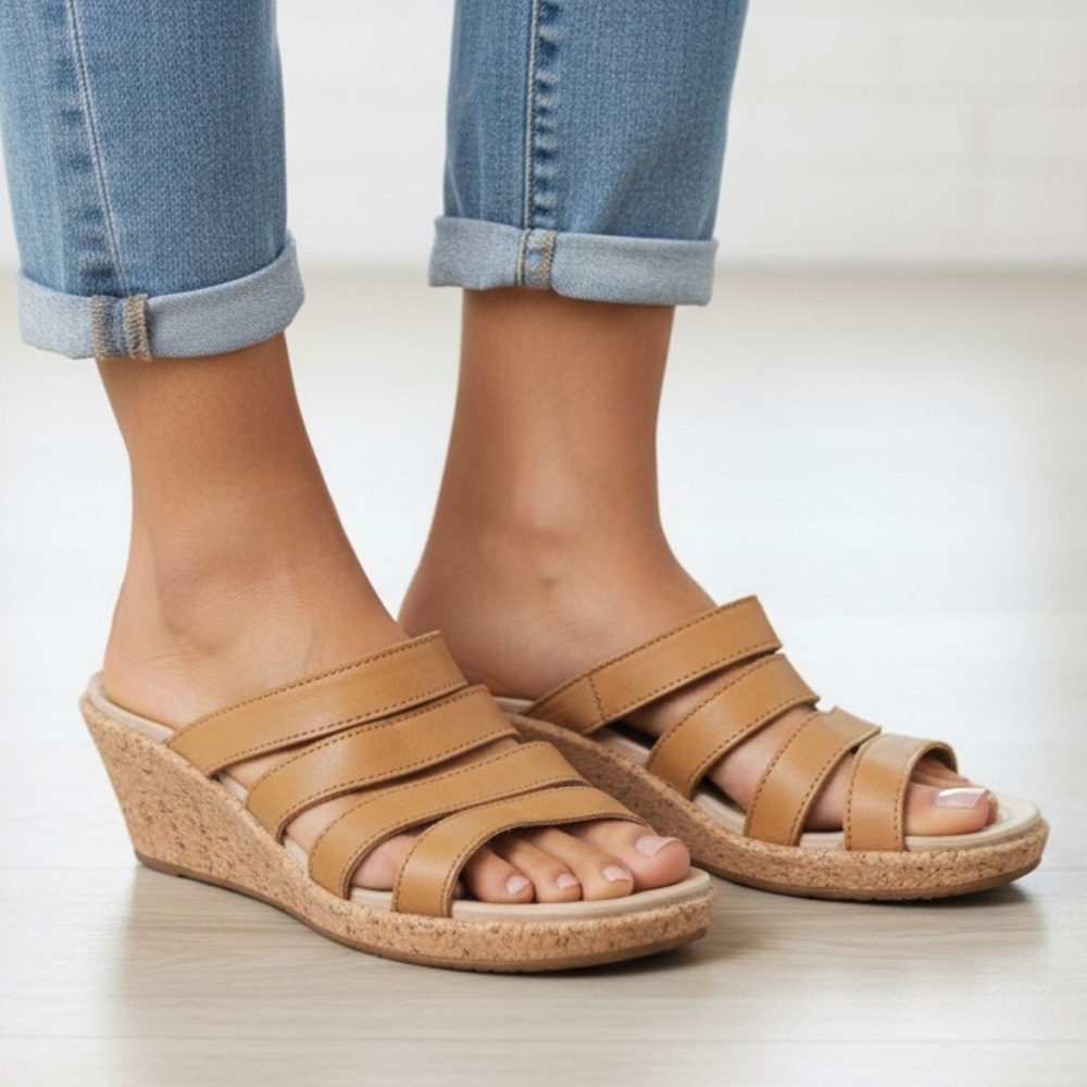 CROCS  Aleigh Cork Wedge Strappy Sandals Womens 8W